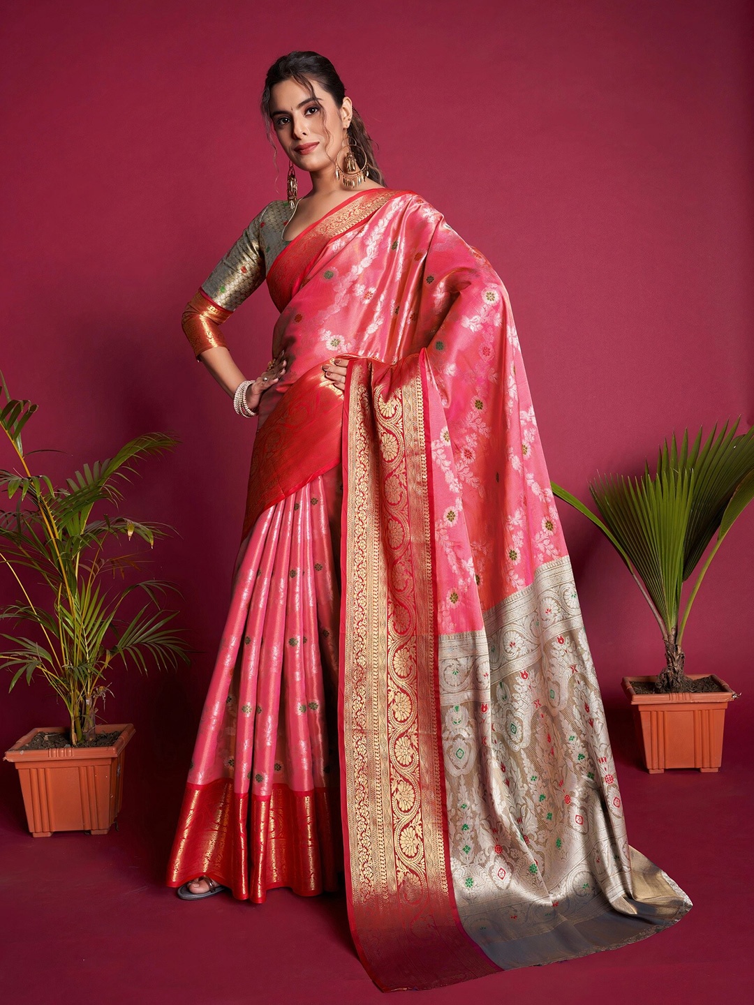 

Anouk Floral Woven Design Zari Pure Silk Saree, Pink