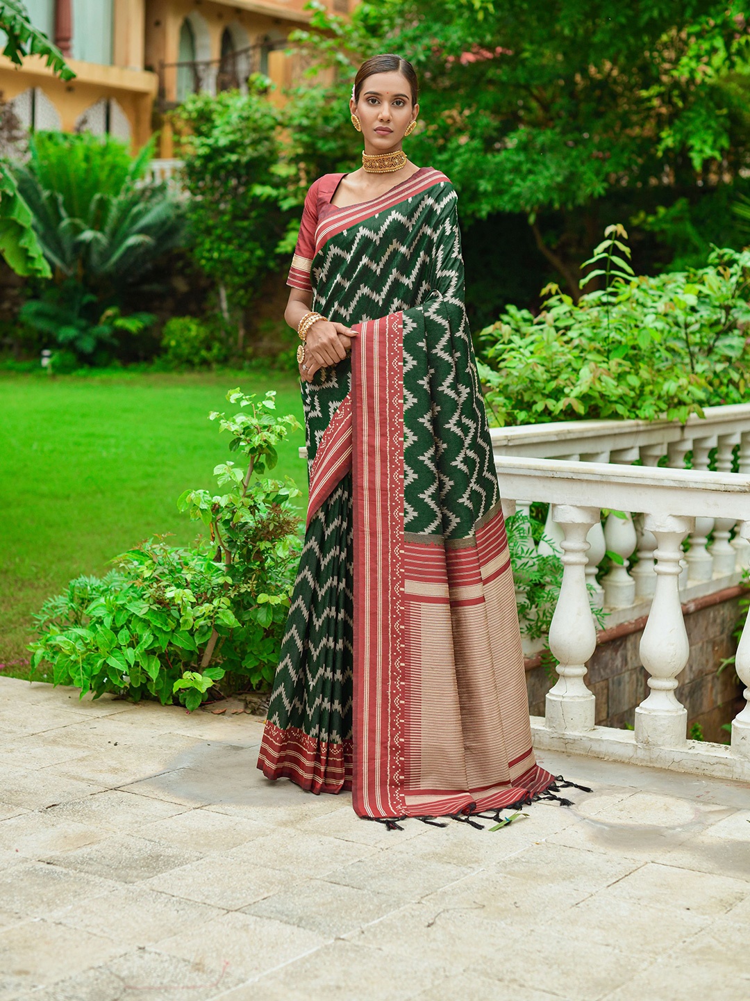 

Anouk Ethnic Woven Design Pure Silk Saree, Green