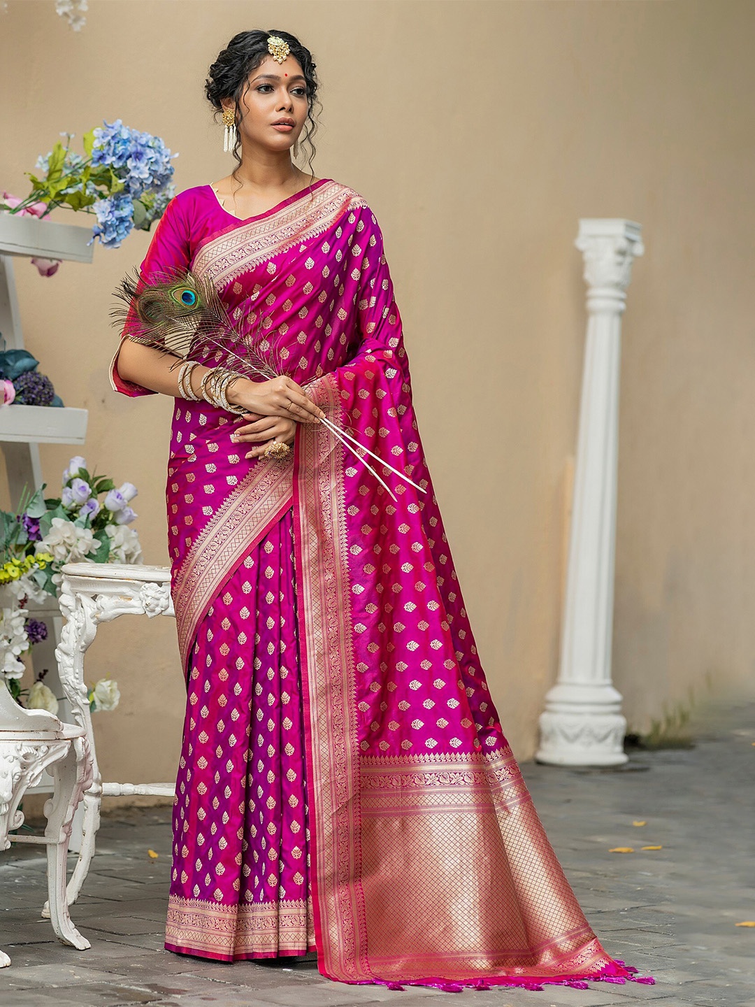 

Anouk Ethnic Woven Design Zari Pure Silk Saree, Burgundy