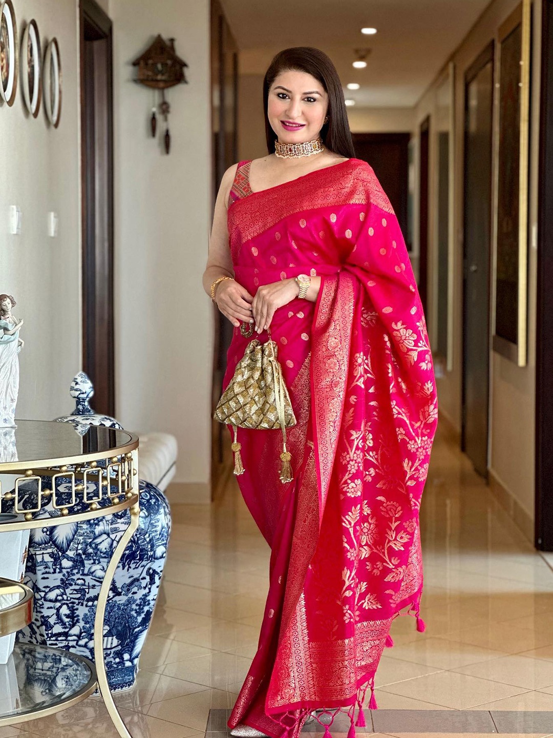

Anouk Ethnic Motifs Woven Design Zari Pure Silk Saree, Pink