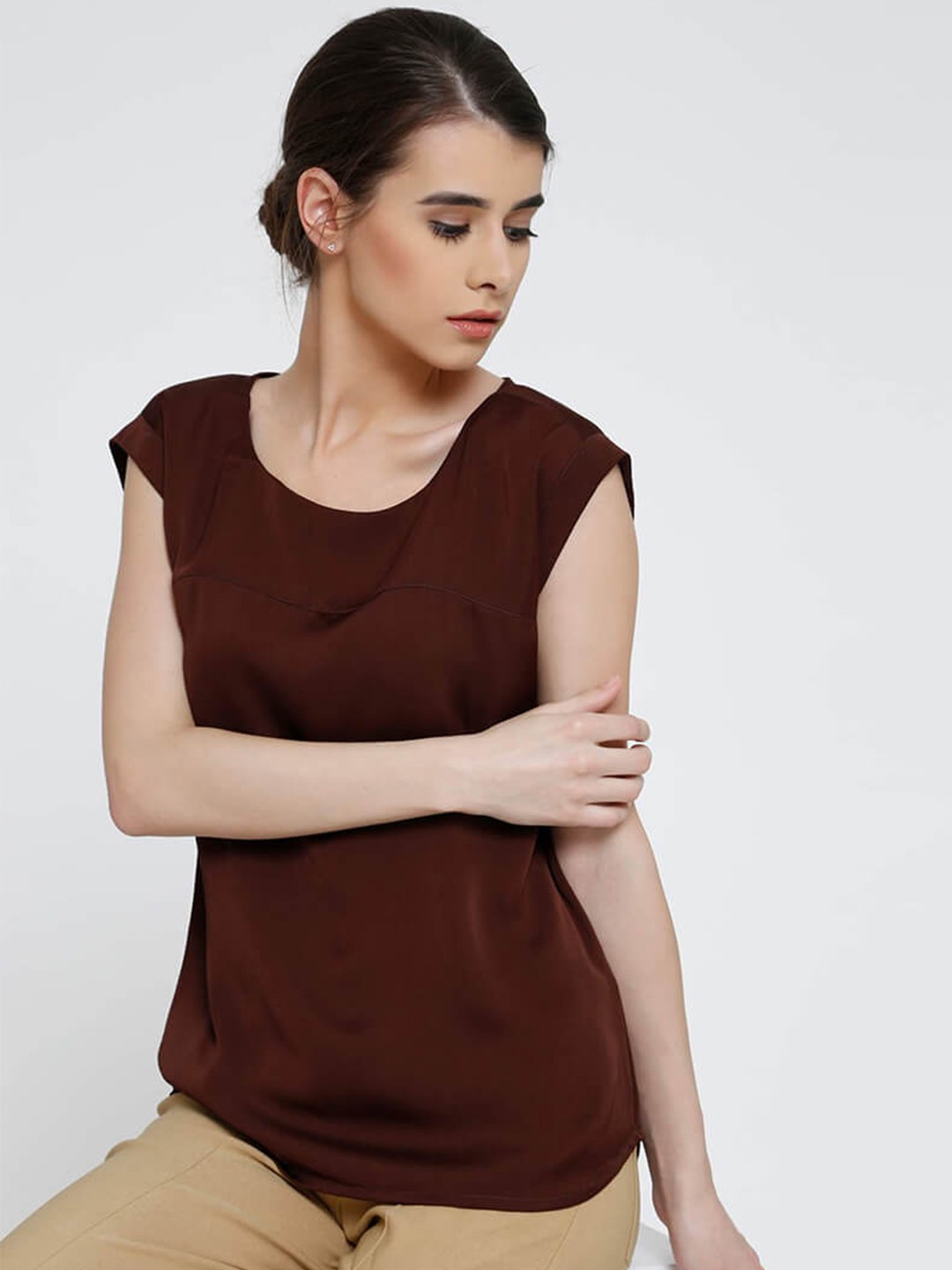 

SALT ATTIRE Top, Brown