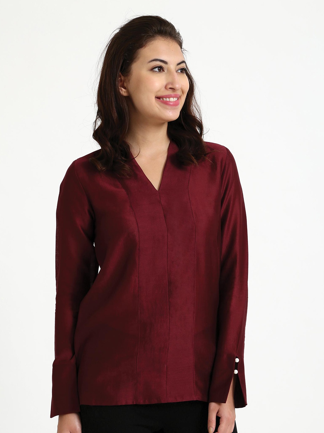 

SALT ATTIRE Long Sleeves Round Neck Styled Back Top, Maroon