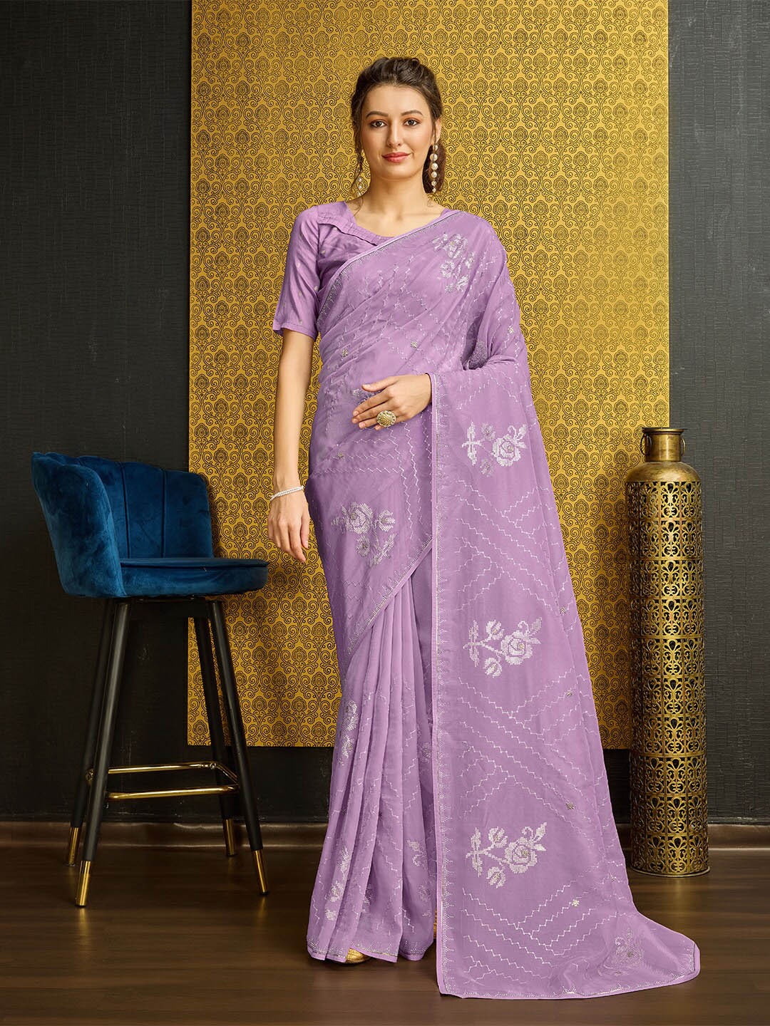 

Ishin Floral Woven Design Saree, Purple