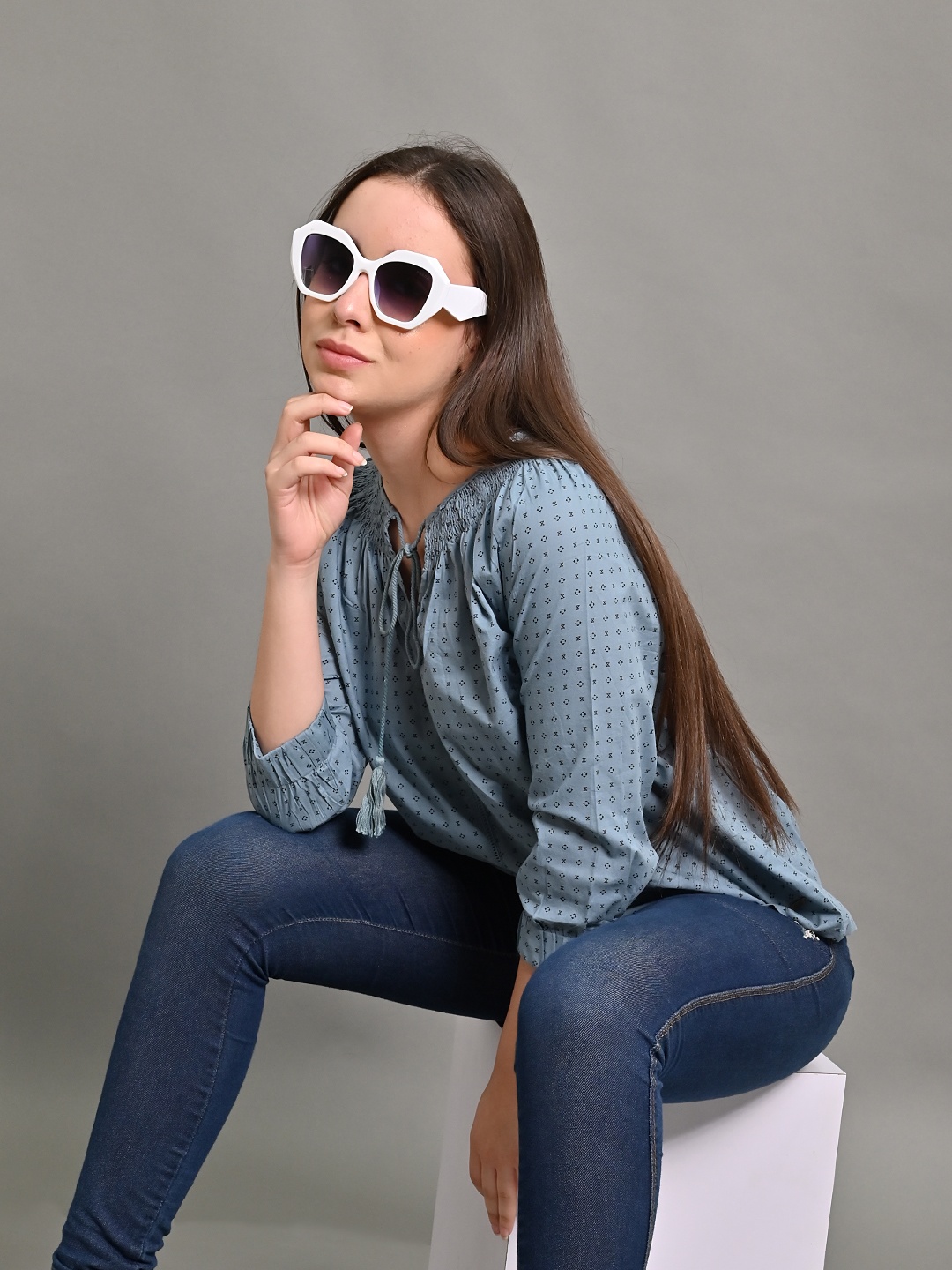 

NoBarr Geometric Print Tie Up Neck Cuffed Sleeves Cotton Top, Blue