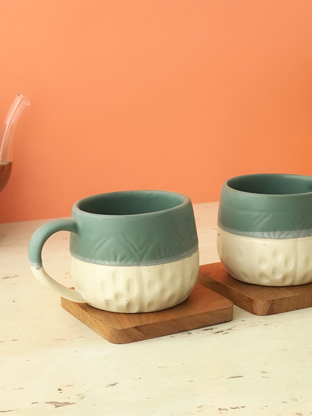 

The Decor Mart Green & White 2 Pieces Textured Ceramic Matte Mugs 300 ml Each