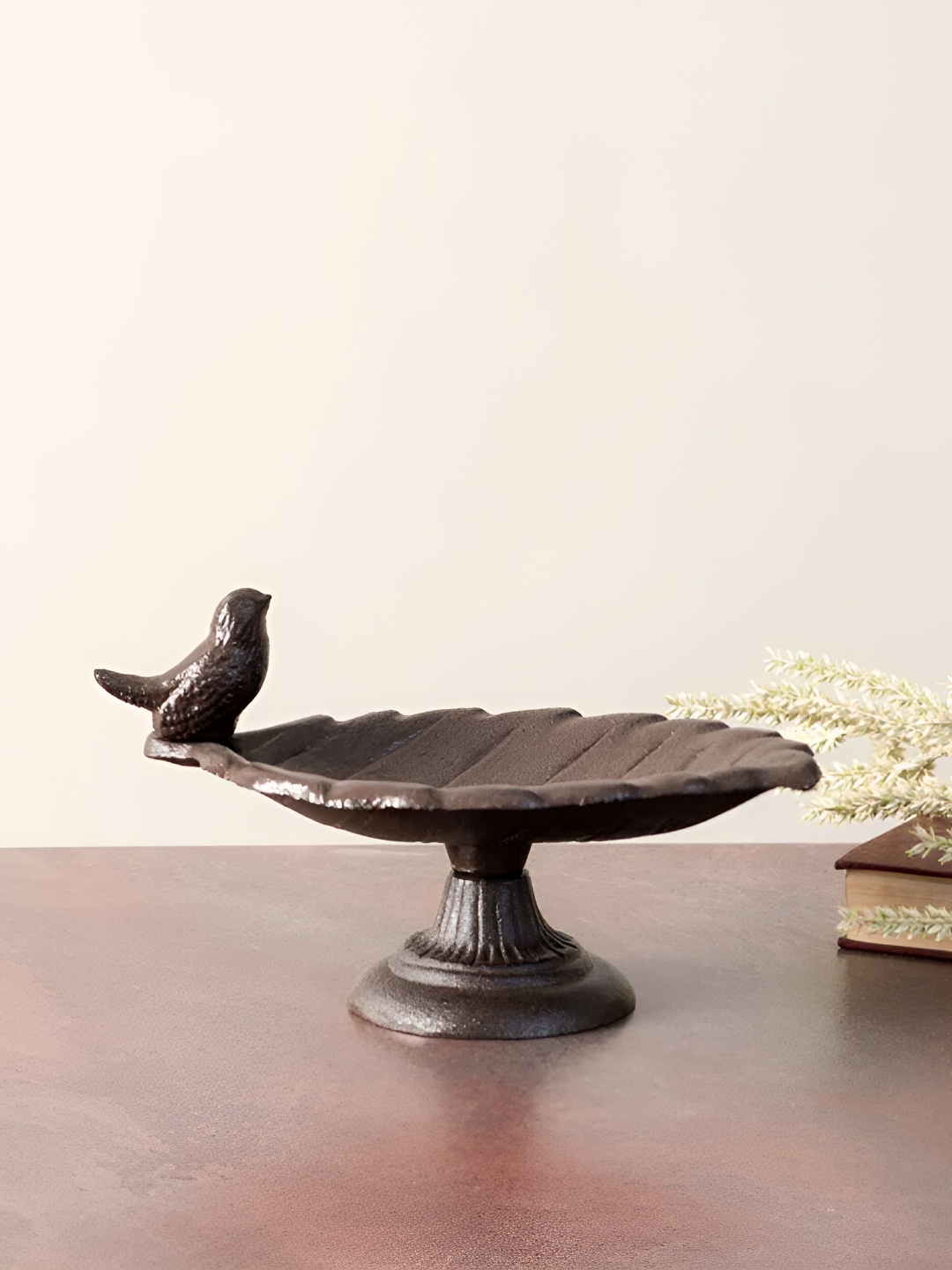 

THEDECORKART Black Bird Feeder Leaf Shape Table Top Metal Garden Accessories