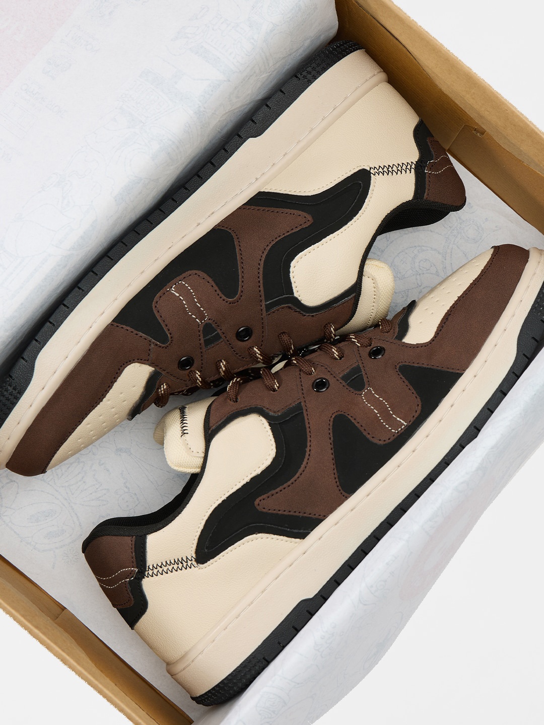 

The Souled Store Men Colourblocked Lightweight Comfort Insole Contrast Sole Sneakers, Beige