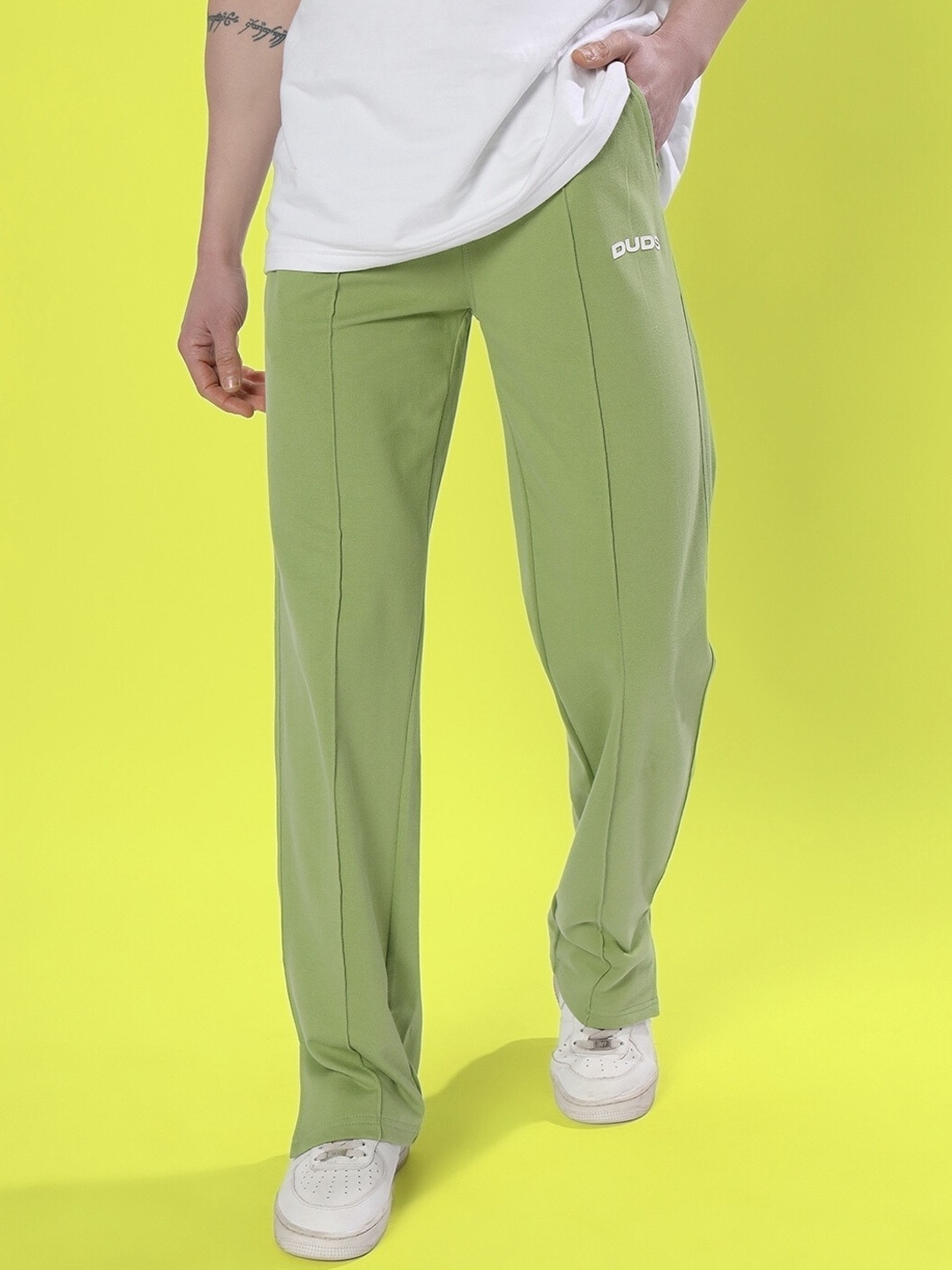 

WEARDUDS Men Mid Rise Relaxed Fit Track Pants, Green