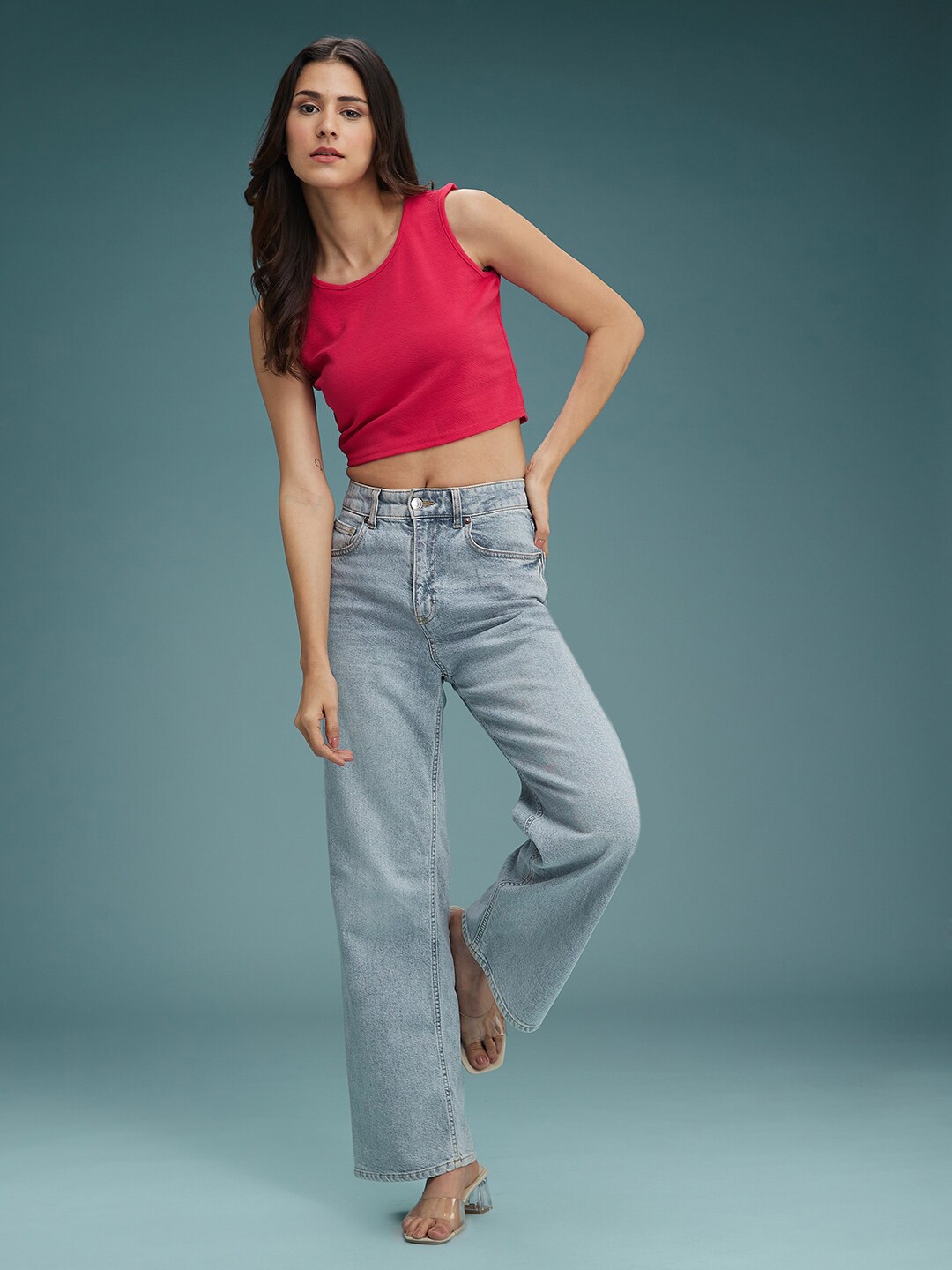 

DressBerry Pink Round Neck Crop Top
