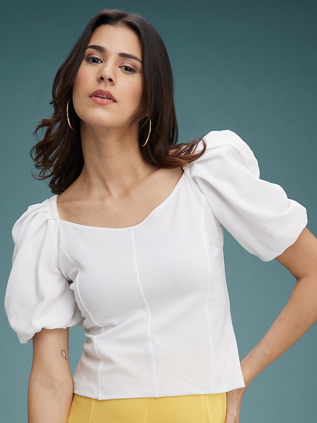 

DressBerry White Puff Sleeve Crop Top