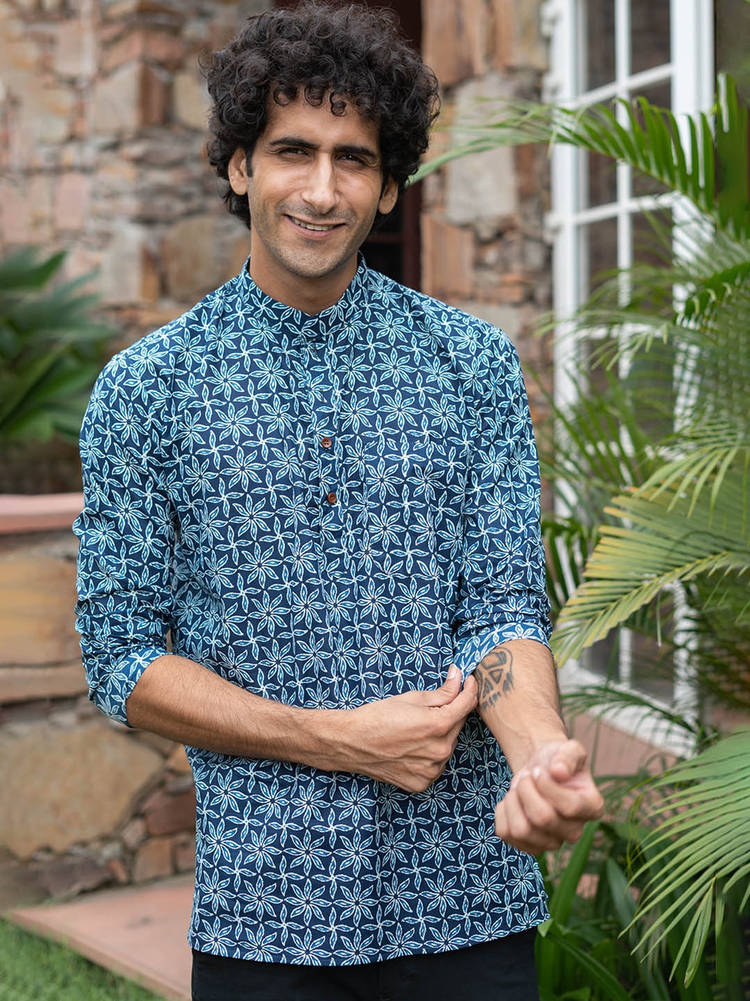 

Shasak Ethnic Motifs Printed Mandarin Collar Cotton Short Kurtaarkali Kurta, Blue