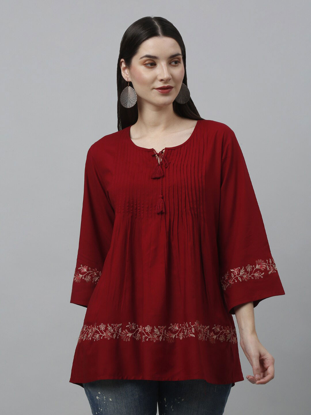 

GRACIT Tie-Up Neck Thread Work A-Line Kurti, Maroon