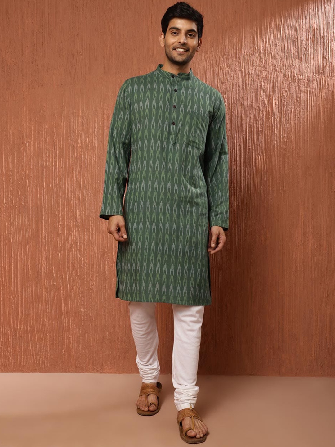 

Fabindia Band Collar Ikat Printed Slim Fit Straight Cotton Kurta, Green