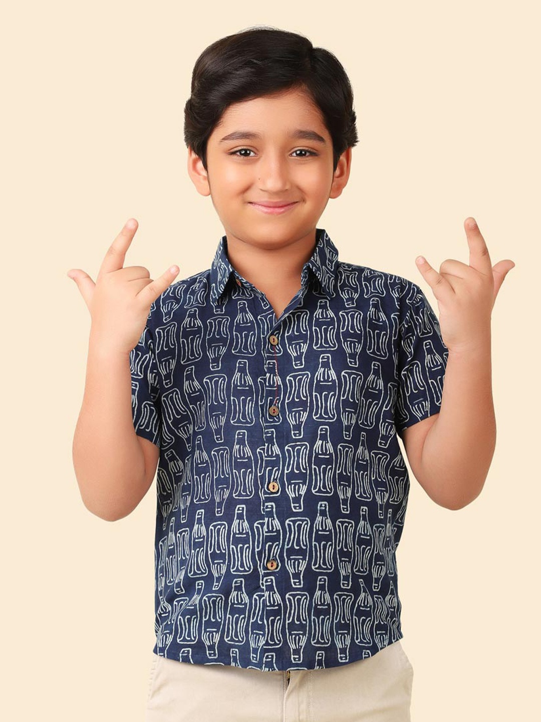 

Fabindia Boys Conversational Printed Cotton Casual Shirt, Blue
