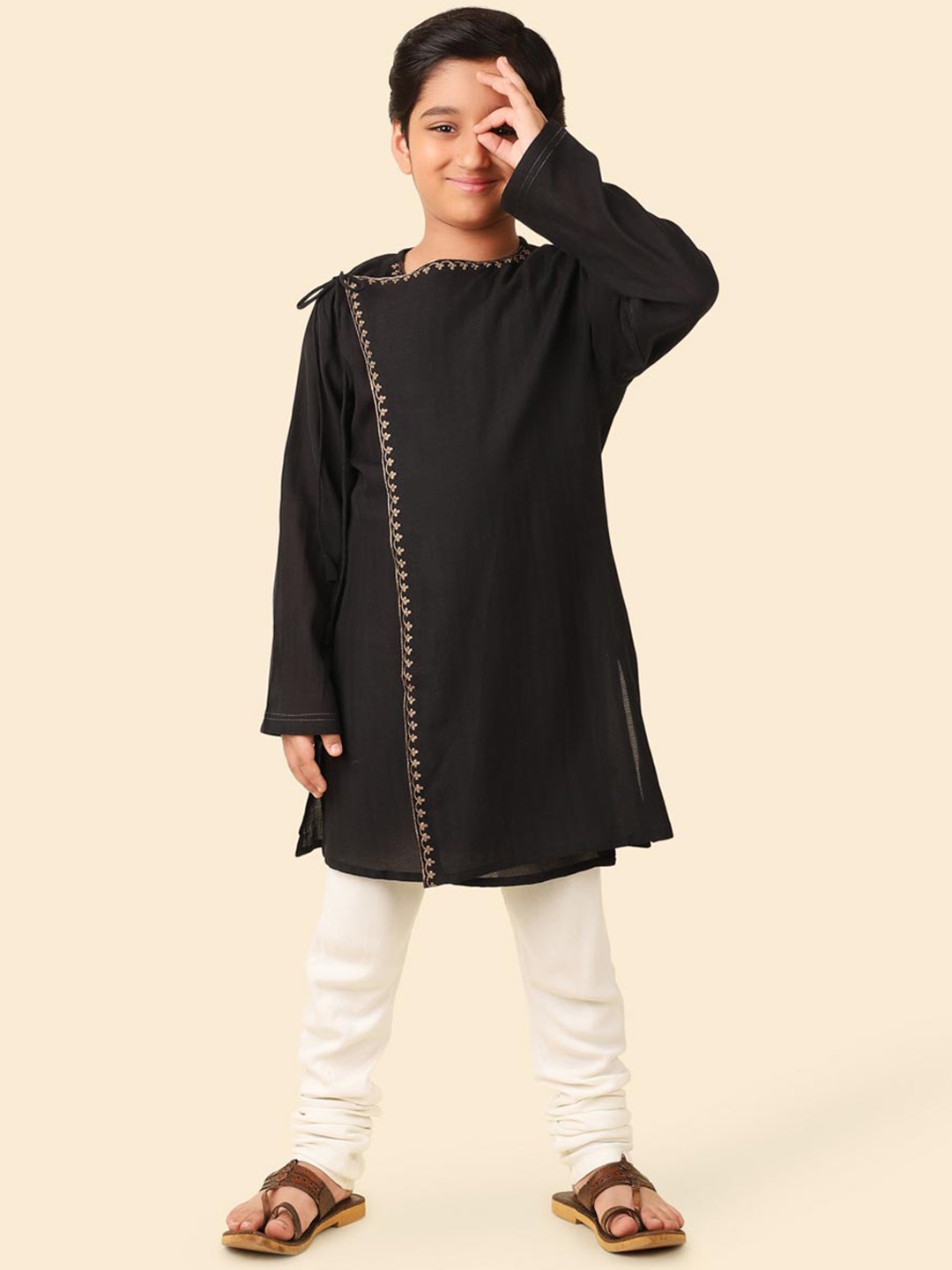 

Fabindia Boys Woven Design Thread Work Dobby Angrakha Kurta, Black