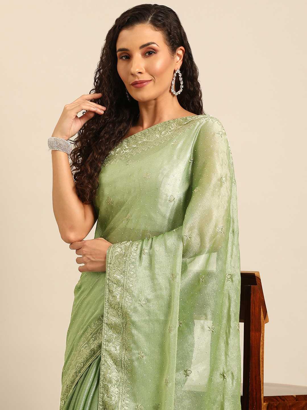 

MAHALASA Ethnic Motifs Embroidered Stones-Studded Pure Chiffon Banarasi Saree, Green