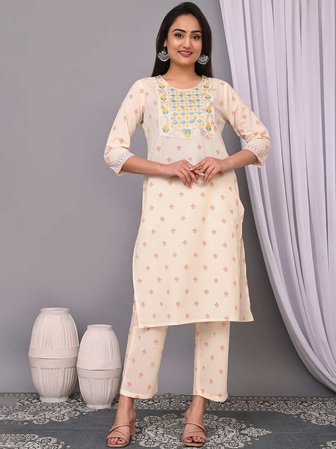 

NISHAB Floral Printed Thread Work Pure Cotton Kurta with Trousers & Dupatta, Off white