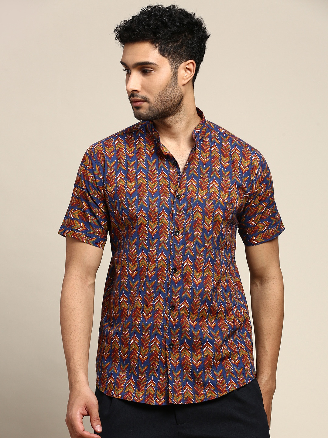 

Sangria Printed Cotton Mandarin Collar Comfort Straight Shirts, Brown