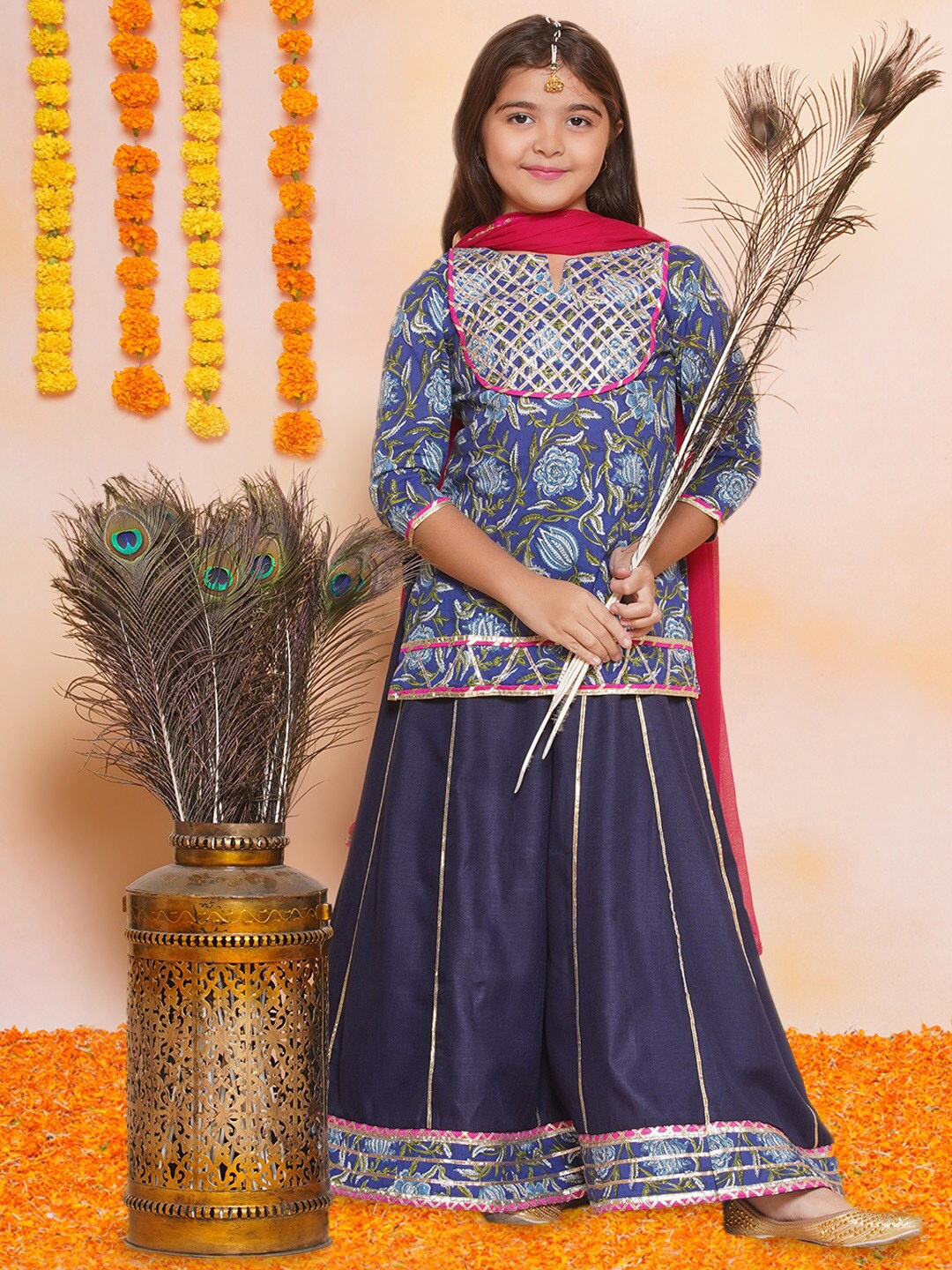 

Bitiya by Bhama Girls Printed Ready to Wear Lehenga & Choli With Dupatta, Navy blue