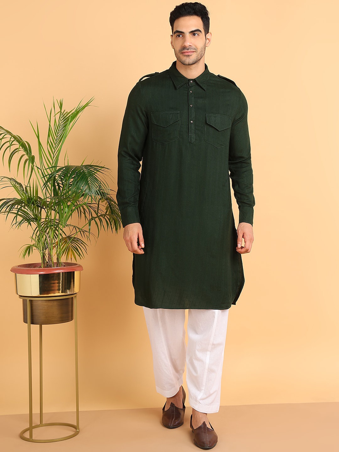 

HERE&NOW Striped Regular Cotton Kurta with Pyjamas, Green