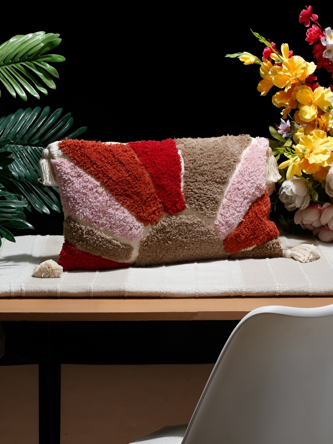 

NISRAG HOME Red & Pink Geometric Rectangle Cotton Cushion Covers