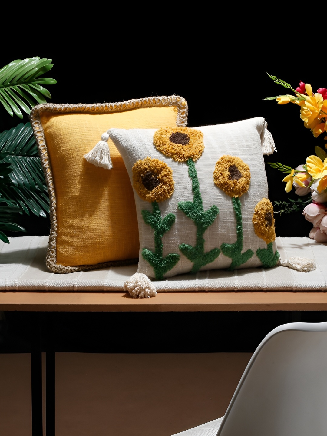 

NISRAG HOME Beige & Orange 2 Pieces Floral Square Cotton Cushion Covers