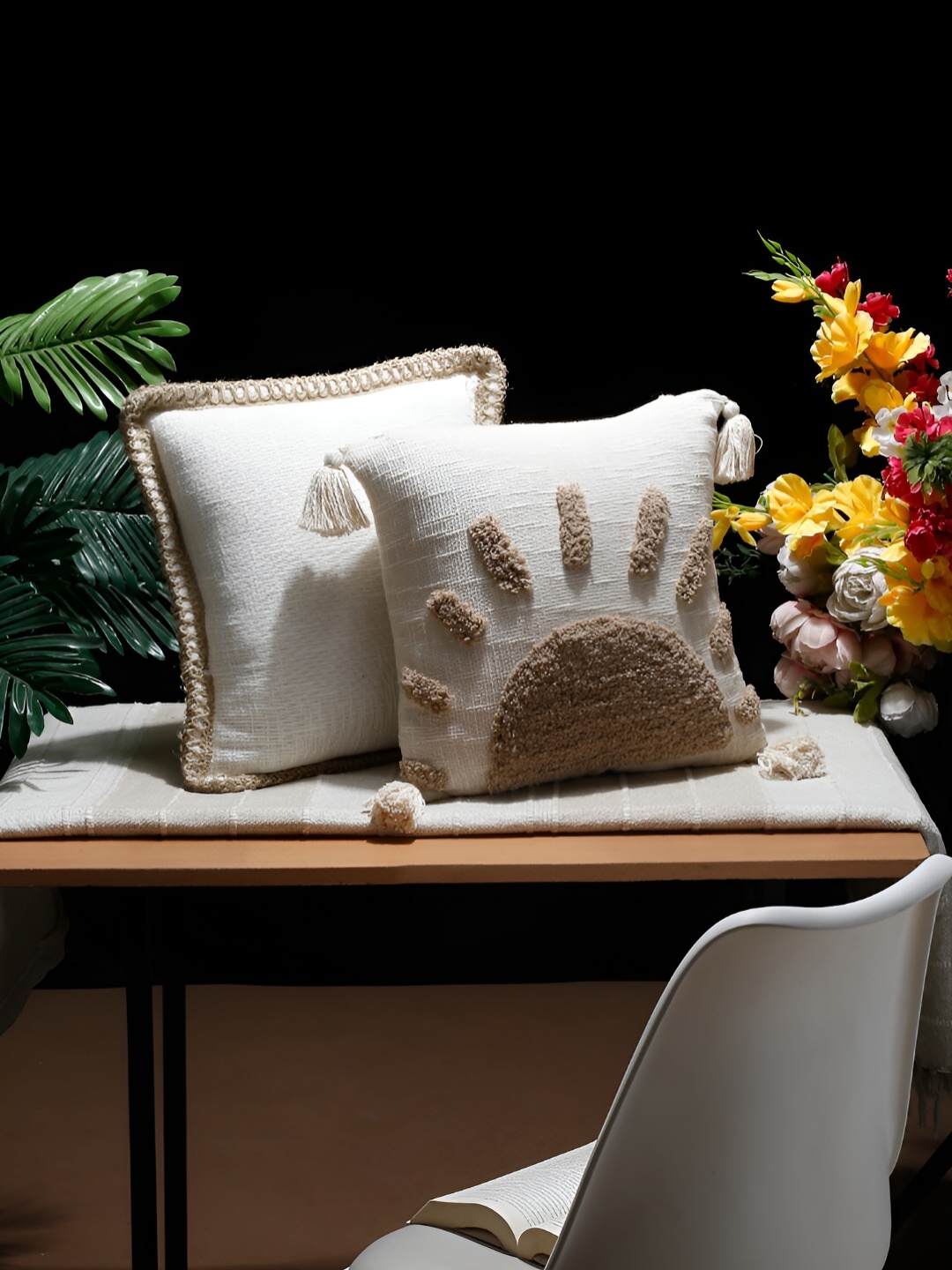 

NISRAG HOME Beige 2 Pieces Geometric Square Cotton Cushion Covers