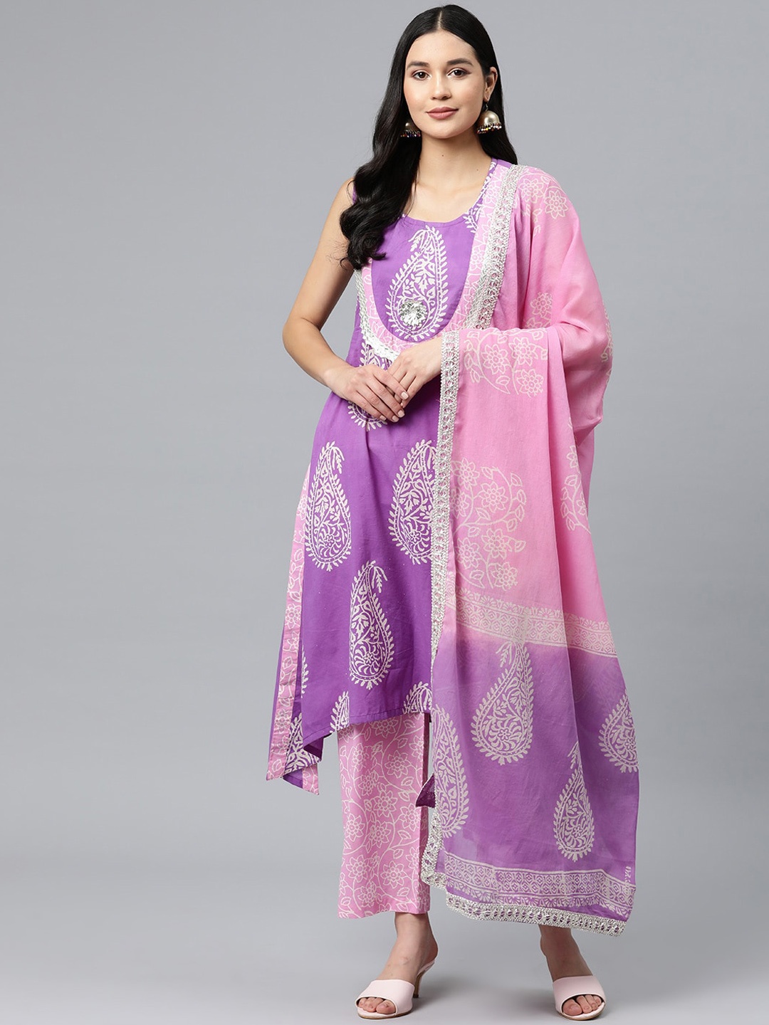

BUTA BUTI Paisley Printed Regular Gotta Patti Pure Cotton Kurta With Trousers & Dupatta, Pink