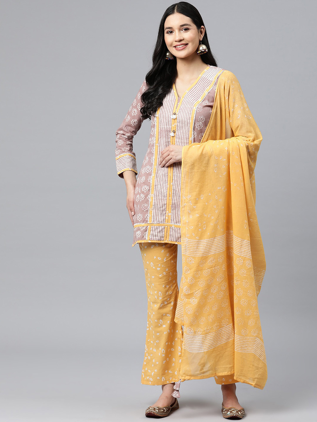 

BUTA BUTI Floral Printed V-Neck Pure Cotton Straight Kurta With Palazzos & Dupatta, Yellow