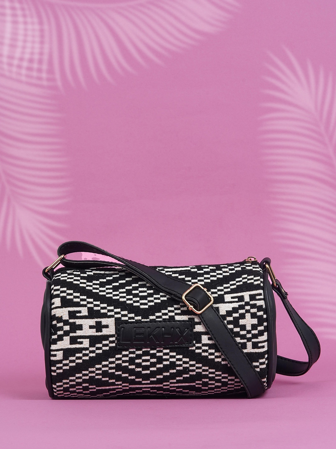 

LEKHX Textured Structured Sling Bag, Black