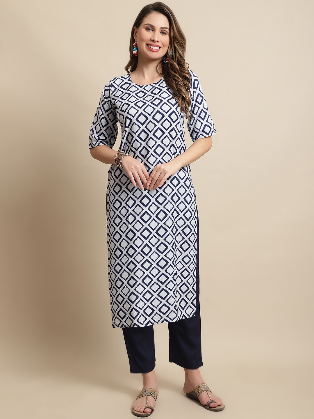 

7Threads Geometric Printed Round Neck Kurta with Trousers, Navy blue