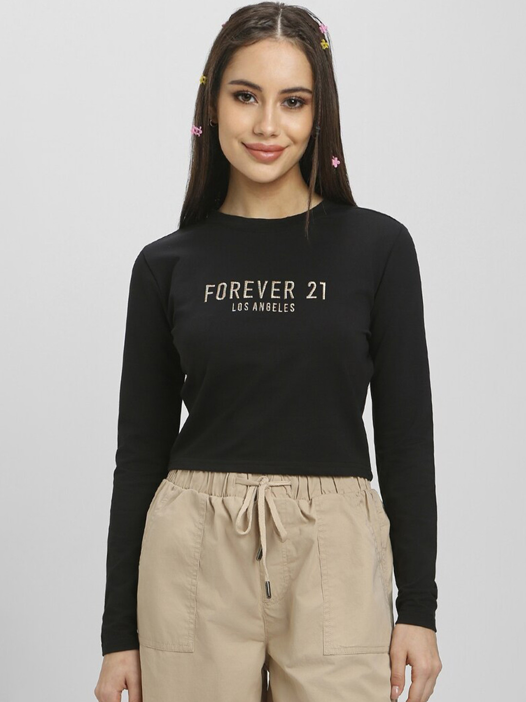 

FOREVER 21 Typography Printed Long Sleeves Crop Top, Black