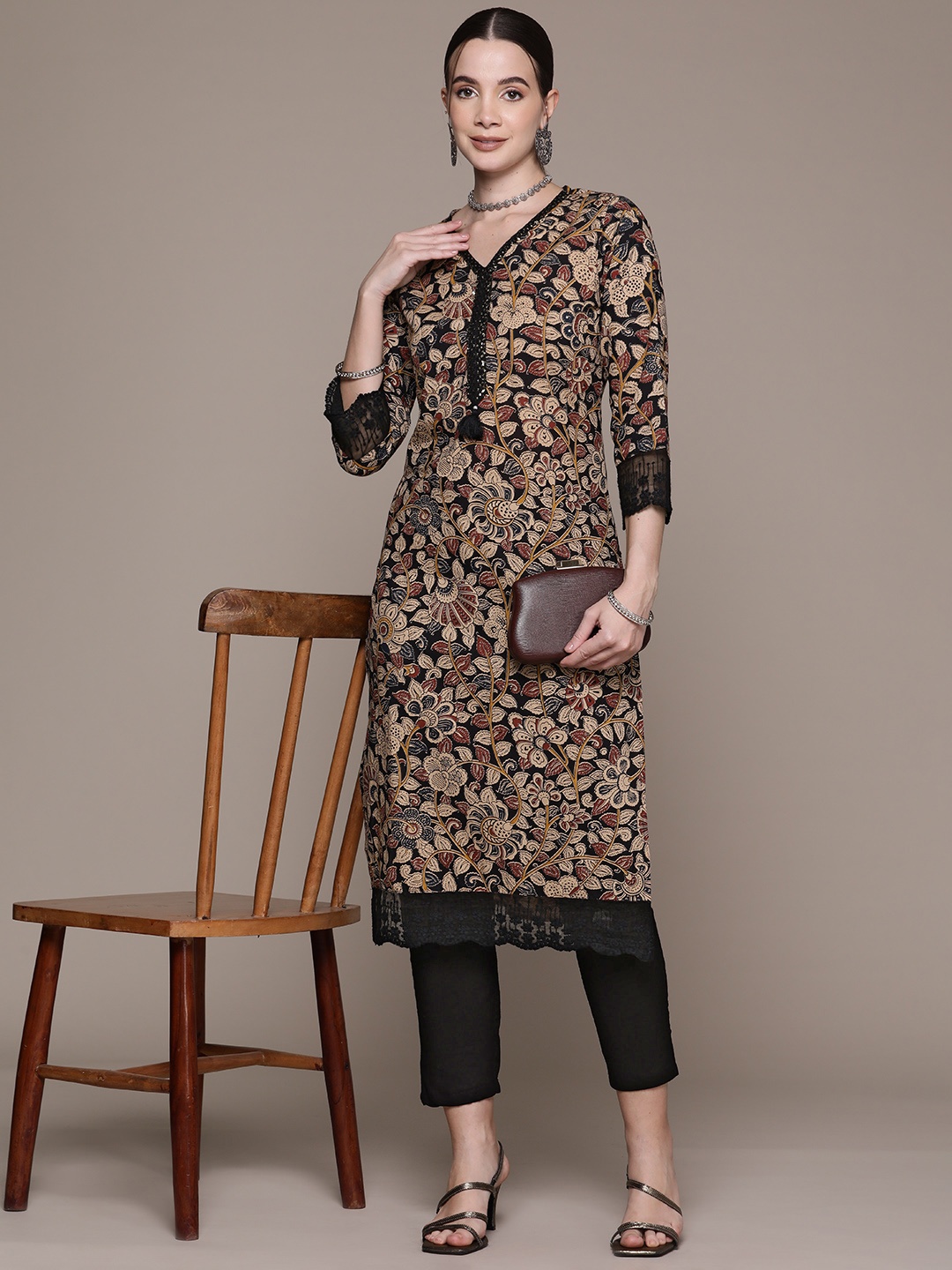 

Readiprint Floral Printed Sequinned Pure Cotton Kurta with Trousers, Black