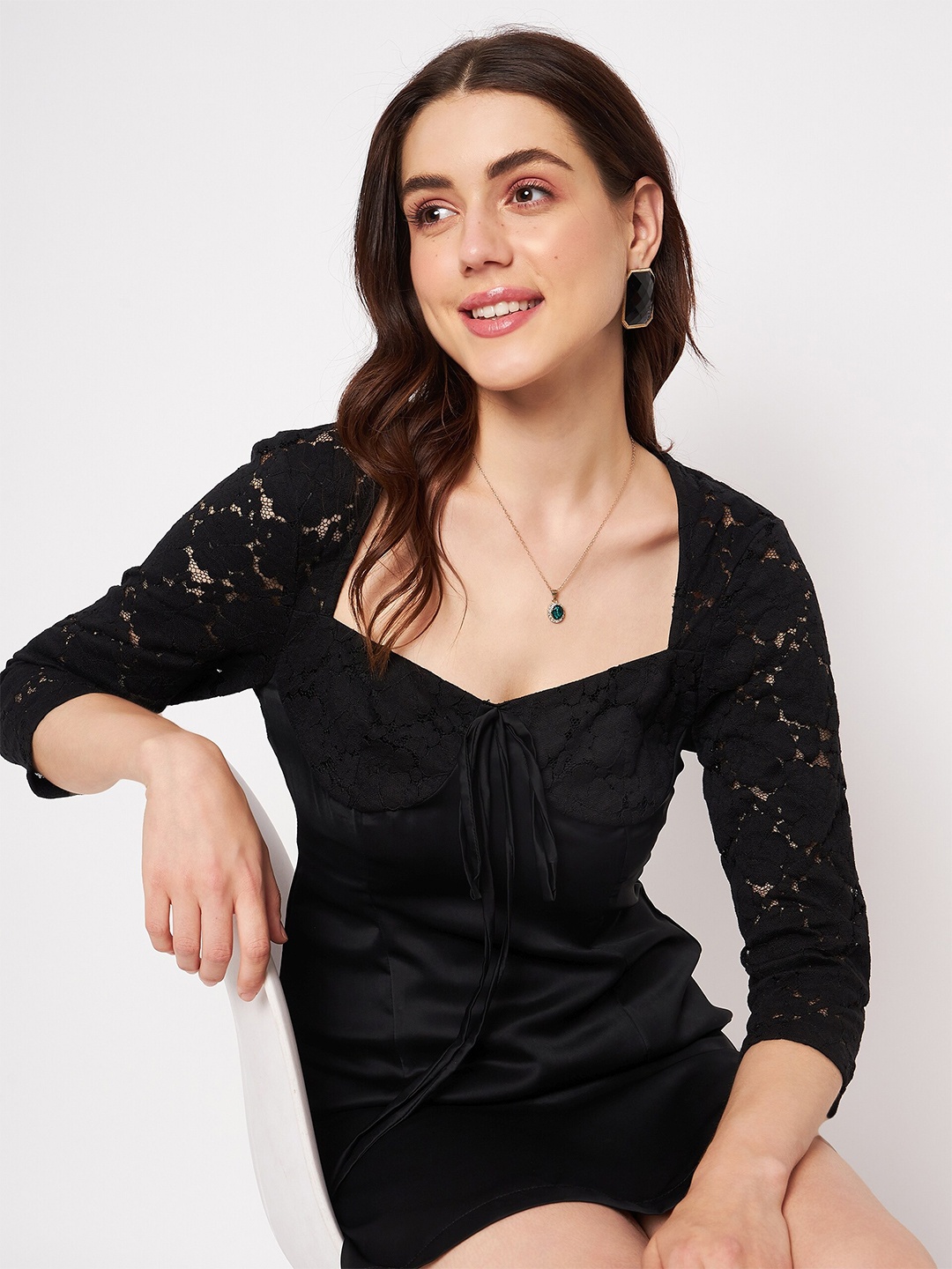 

DELAN Self Design Sweetheart Neck Mini Bodycon Dress, Black