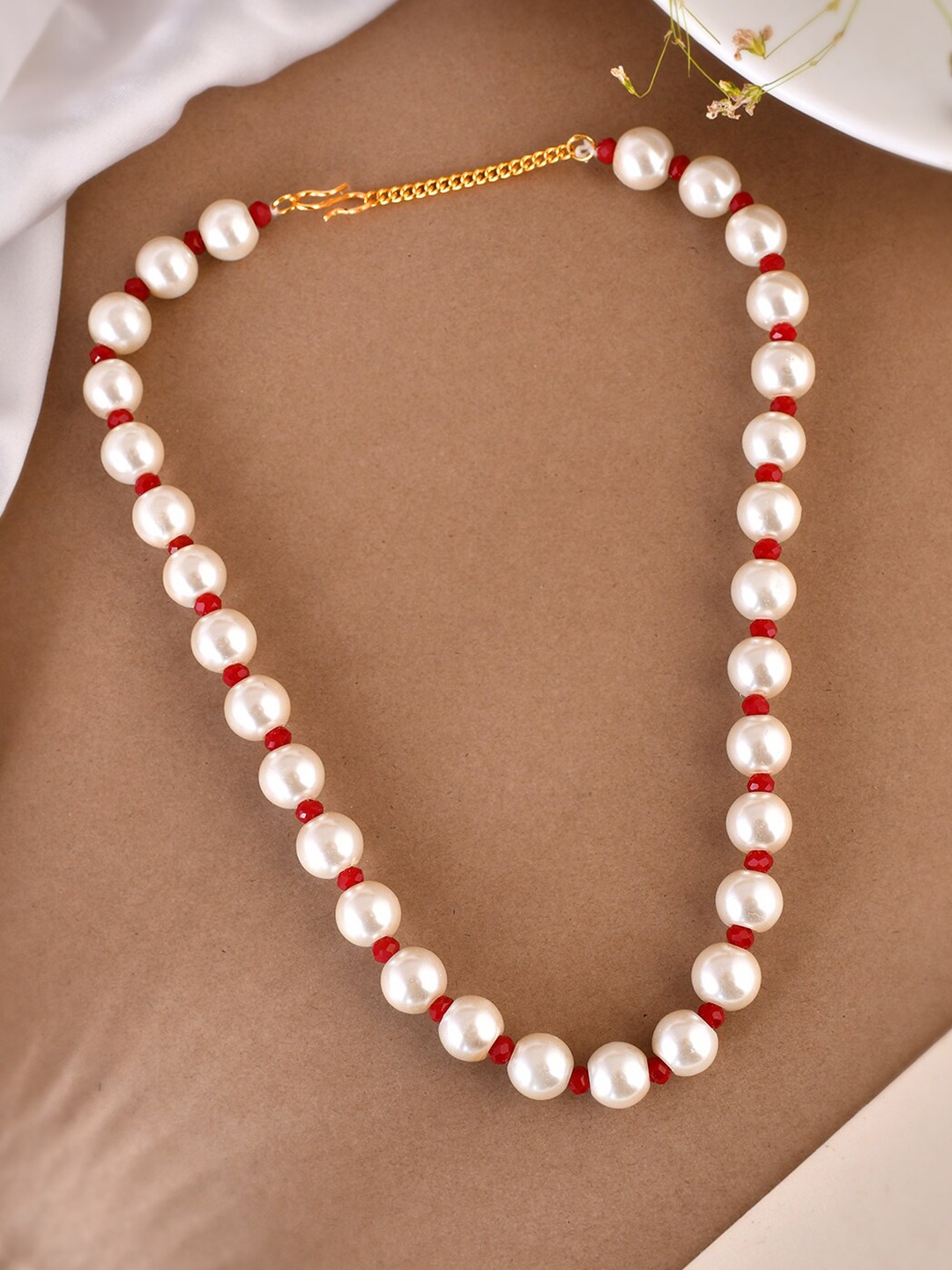 

Silvermerc Designs Gold-Plated Pearls Beaded Necklace