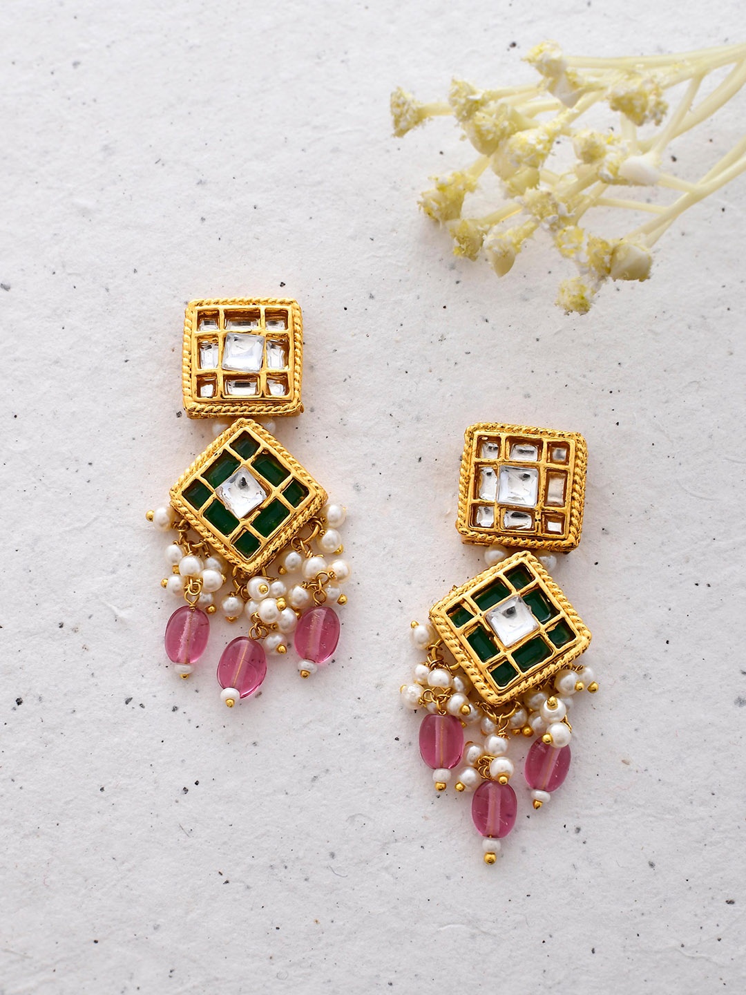 

DASTOOR Gold Plated Kundan Drop Earrings