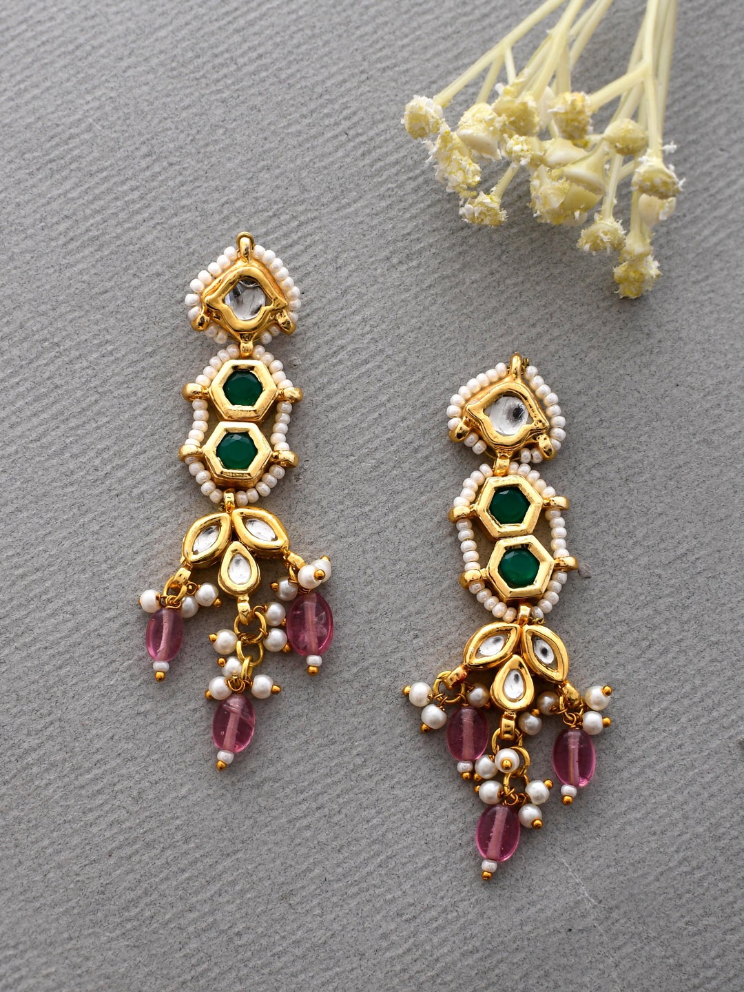 

DASTOOR Gold Plated Kundan Drop Earrings