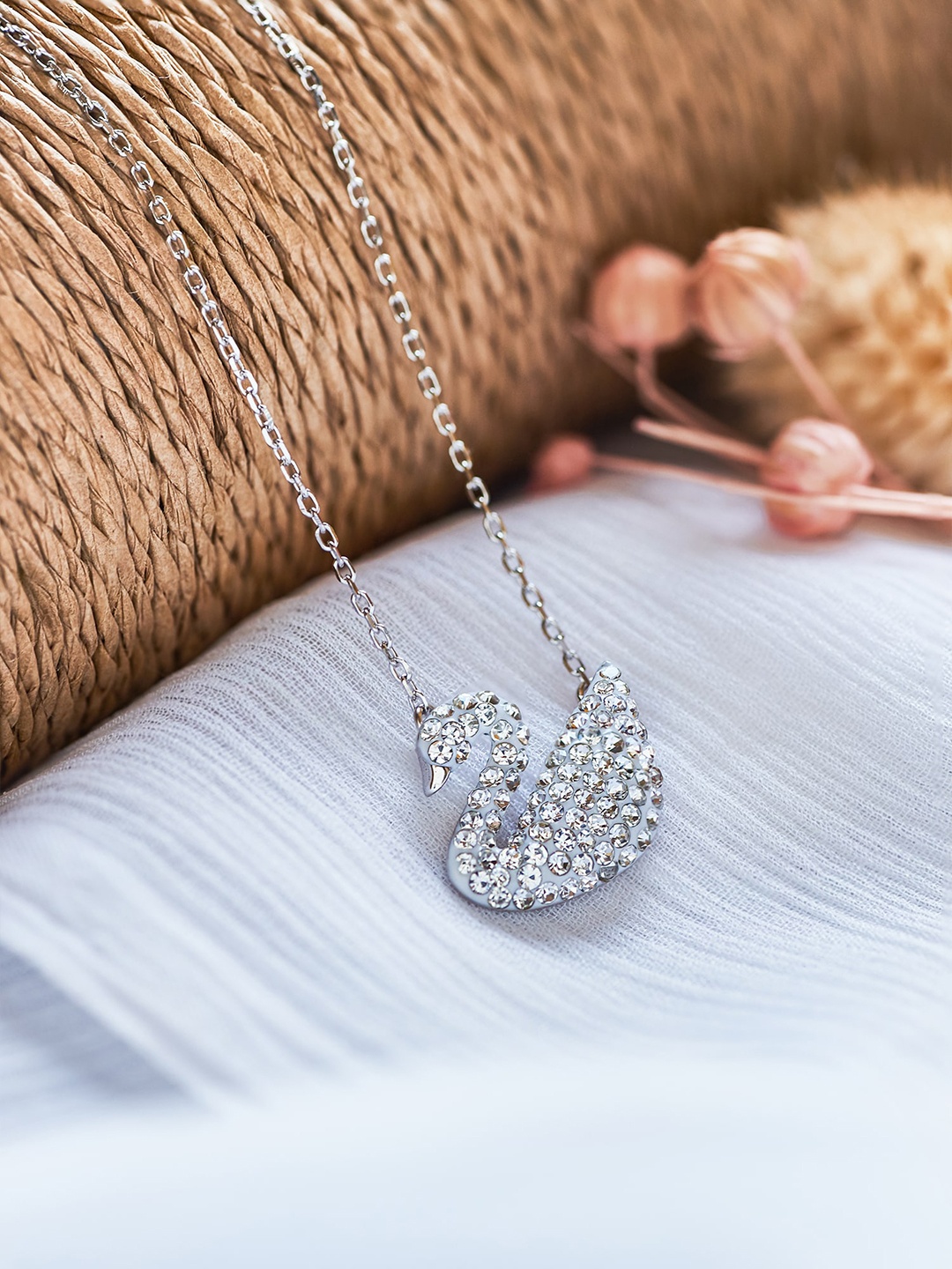 

SILBERRY 925 Sterling Silver Rhodium-Plated Contemporary Pendants with Chains