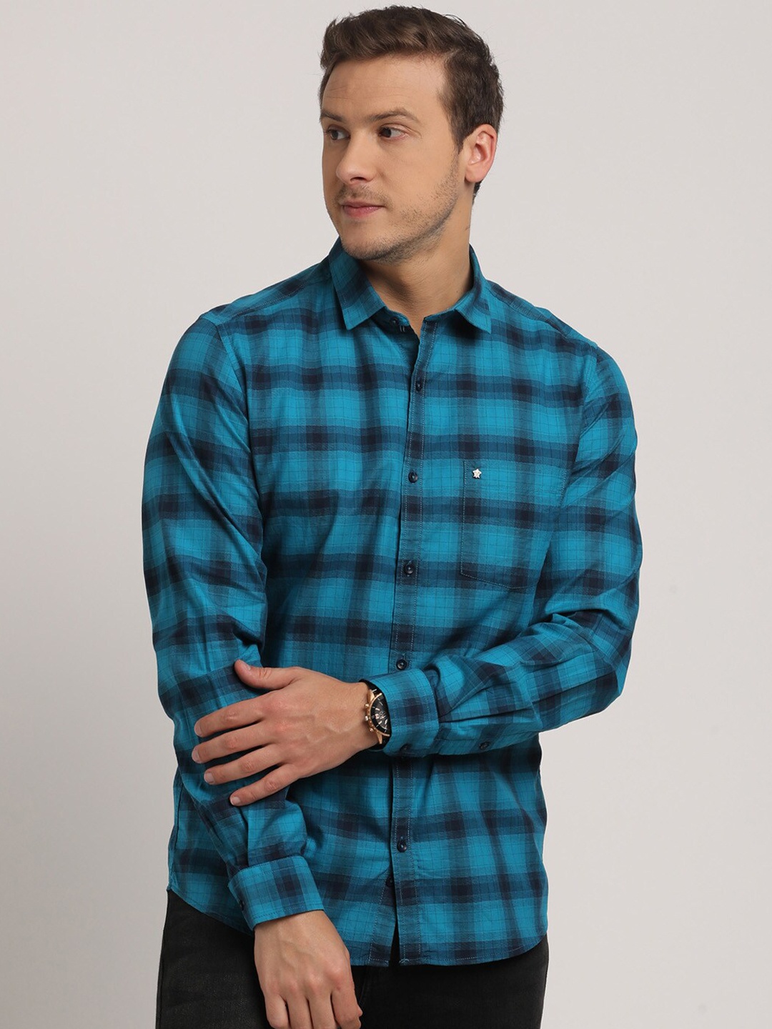

Turtle Relaxed Slim Fit Checked Pure Cotton Casual Shirt, Blue