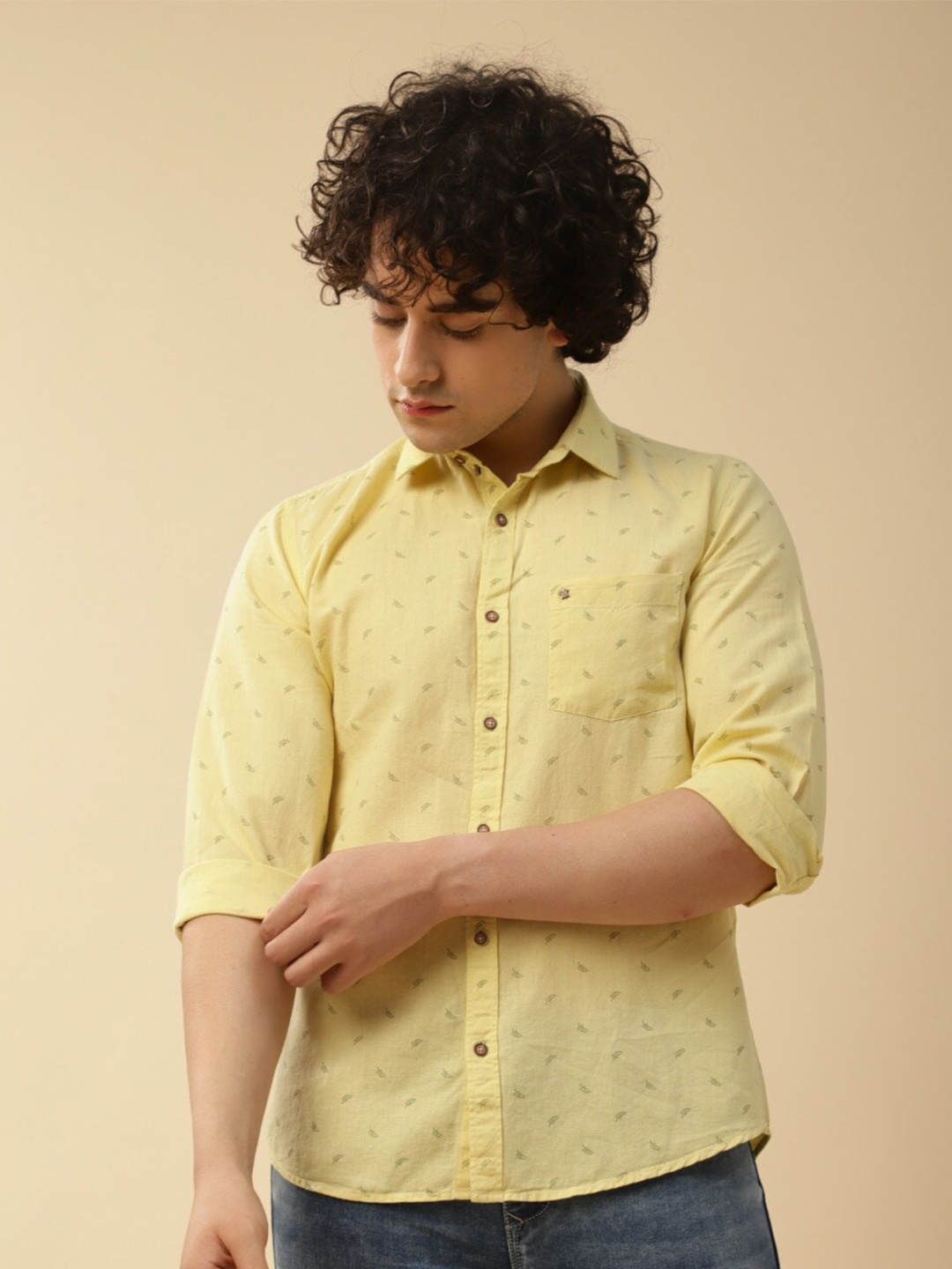 

Turtle Relaxed Slim Fit Micro Ditsy Printed Pure Cotton Casual Shirt, Yellow