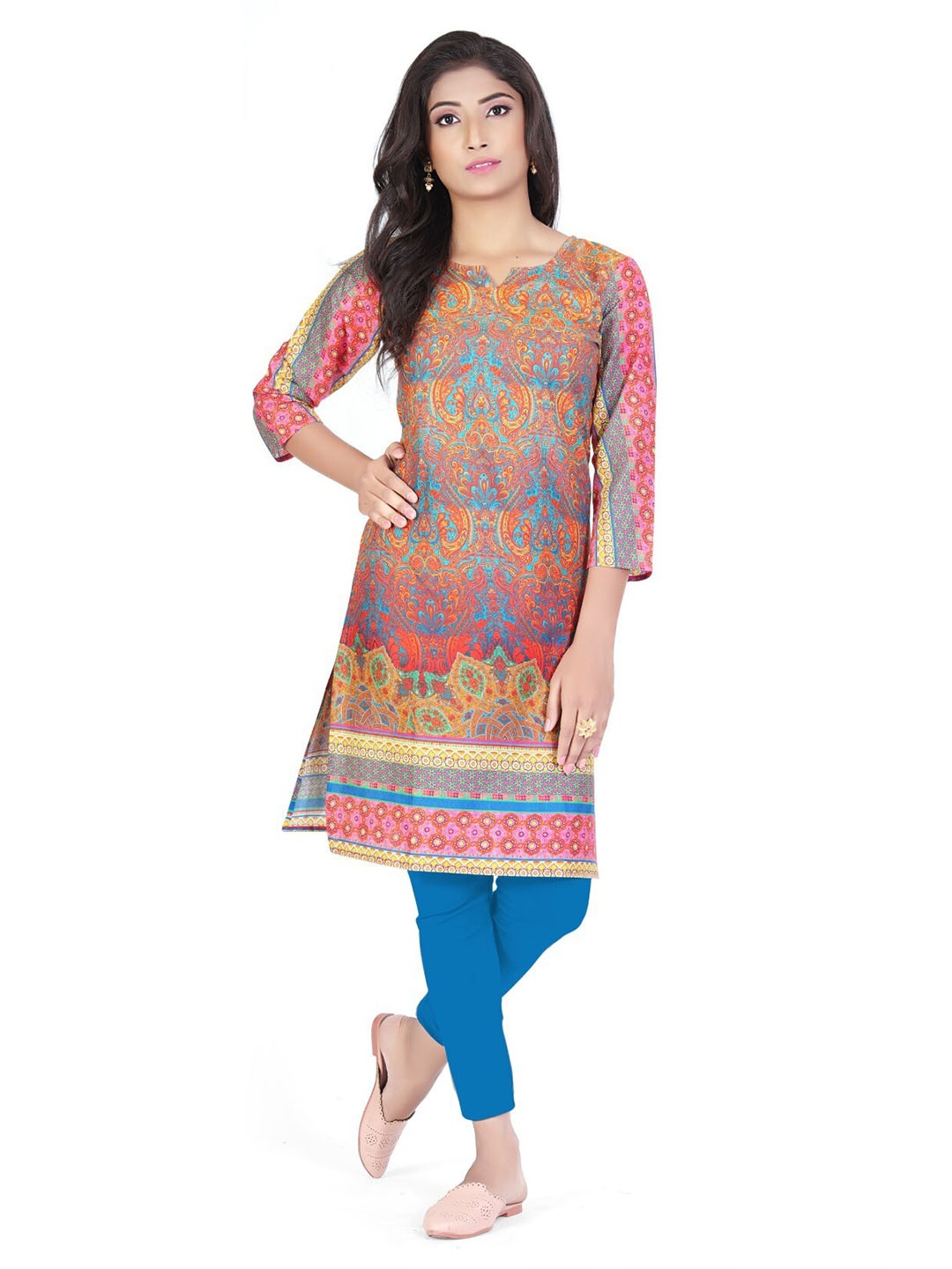 

SALWAT Floral Printed Round Neck Three-Quarter Sleeves Cotton Kurta, Brown