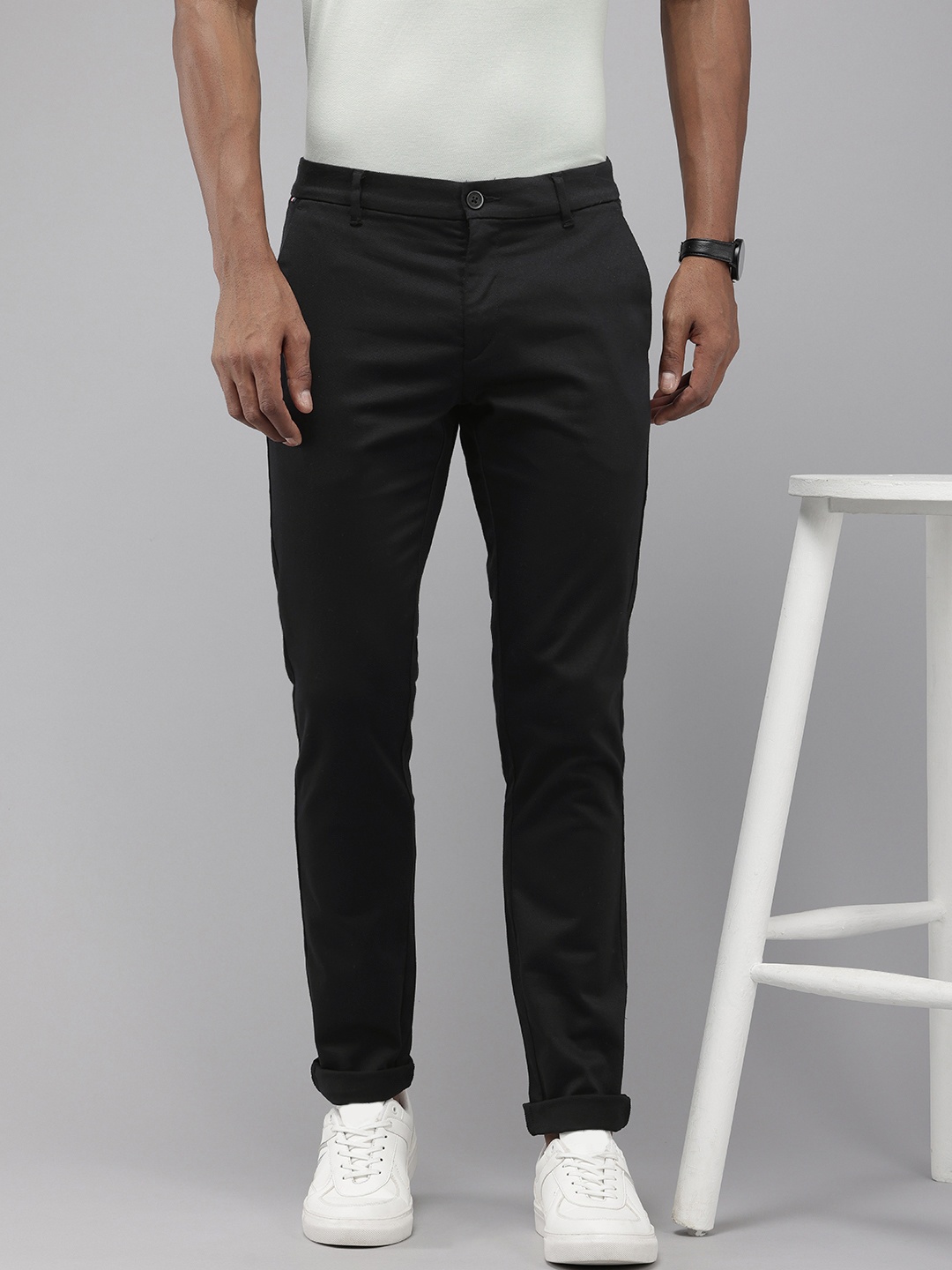 

U.S. Polo Assn. Men Textured Austin Slim Fit Trousers, Black