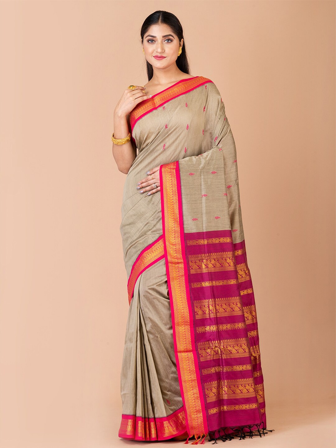 

HOUSE OF ARLI Ethnic Motifs Zari Gadwal Saree, Grey