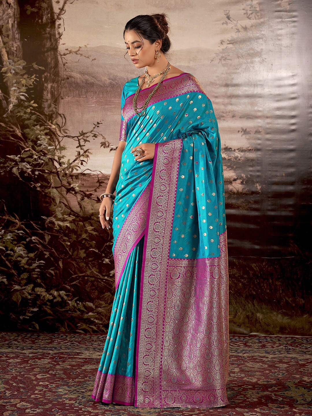 

Mitera Woven Design Zari Banarasi Saree, Turquoise blue