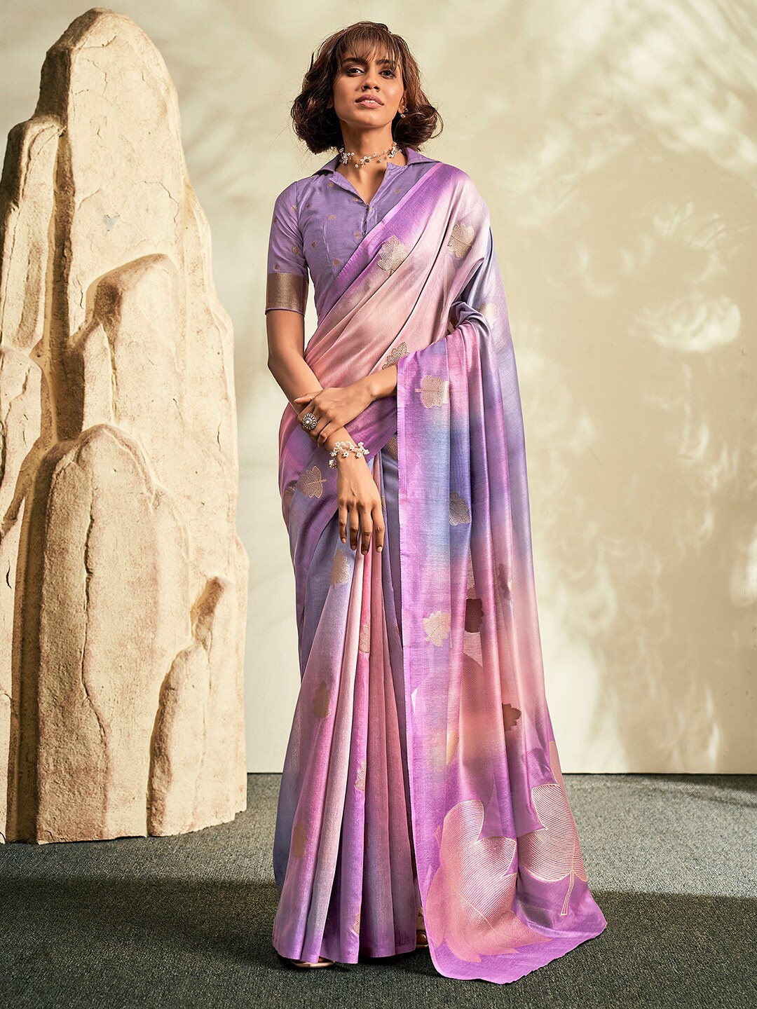 

Mitera Floral Banarasi Cotton Saree, Lavender