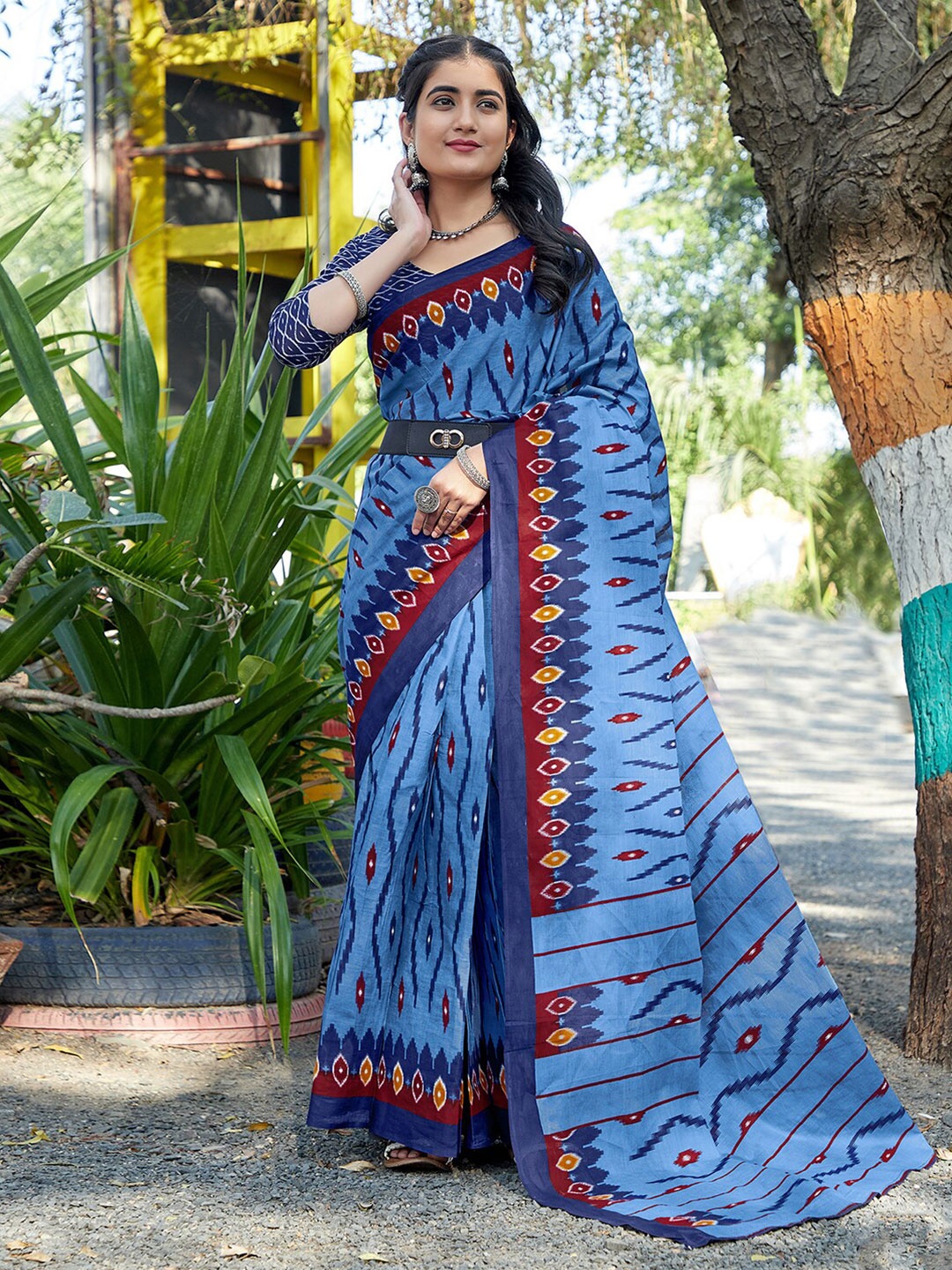 

Mitera Geometric Block Print Saree, Blue