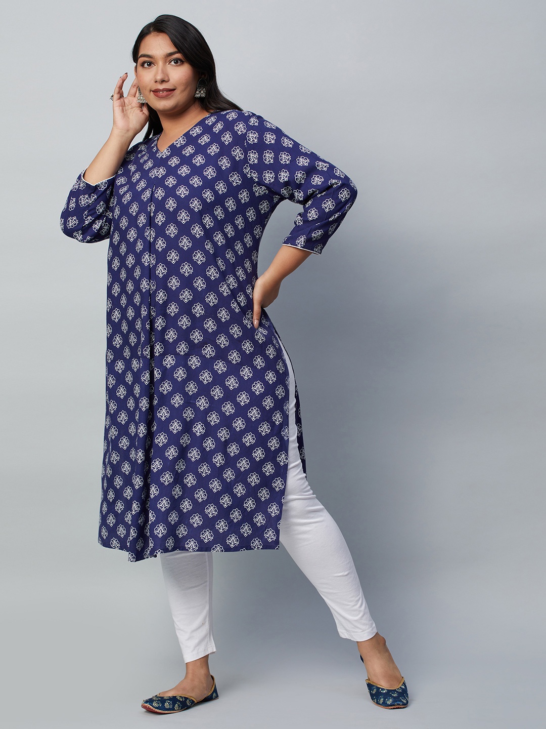 

Big Hello - The Plus Life Women Sequinned Kurta, Navy blue