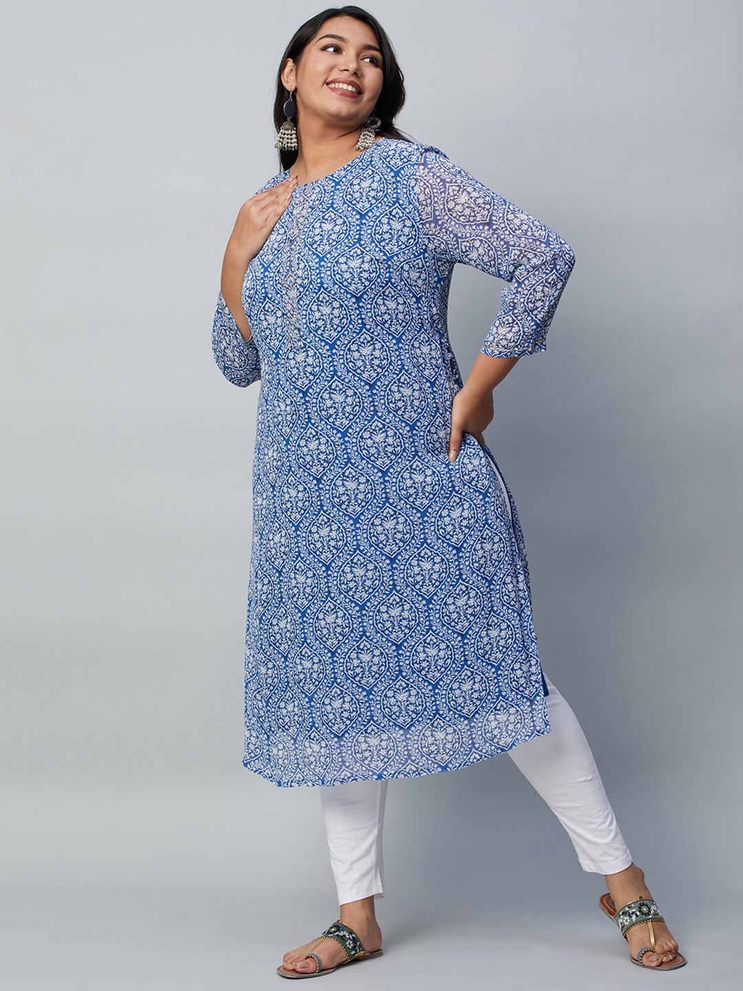 

Big Hello - The Plus Life Women Printed Thread Work Kurta, Blue