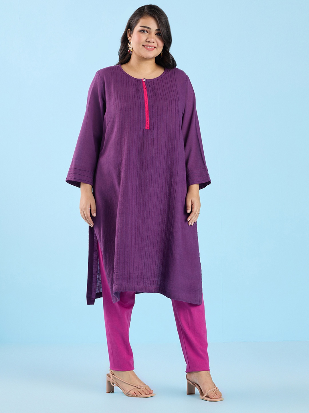 

Big Hello - The Plus Life Round Neck Pure Cotton Straight Kurta, Purple