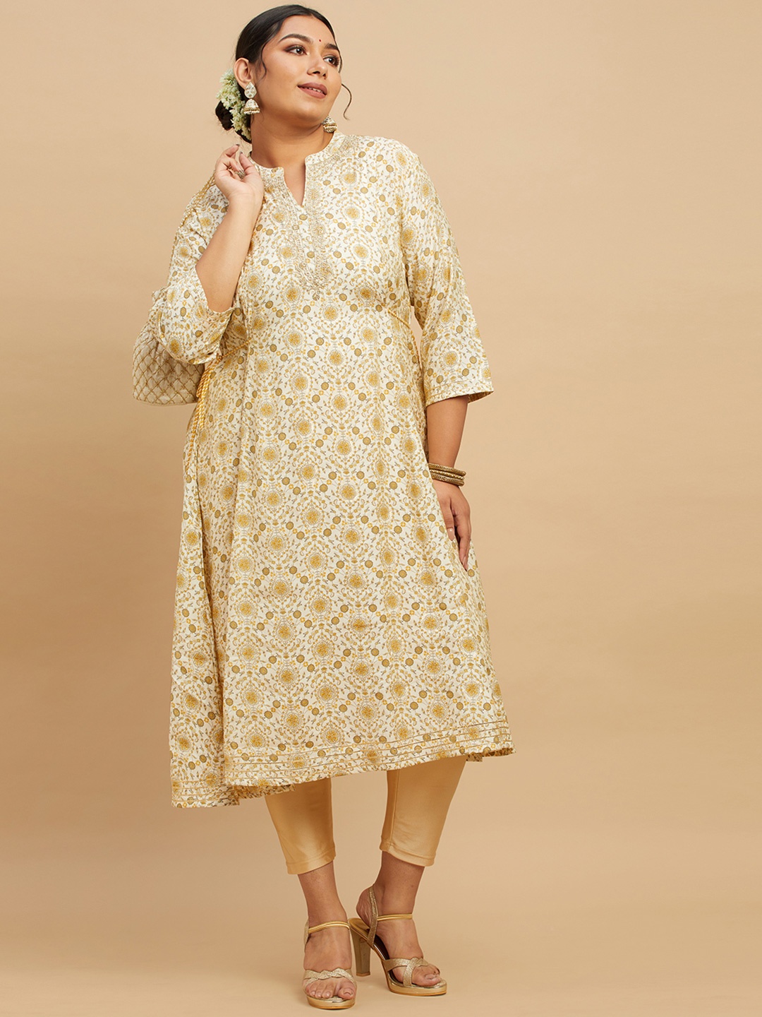 

Big Hello - The Plus Life Women Embroidered Keyhole Neck Flared Sleeves Anarkali Kurta, Yellow